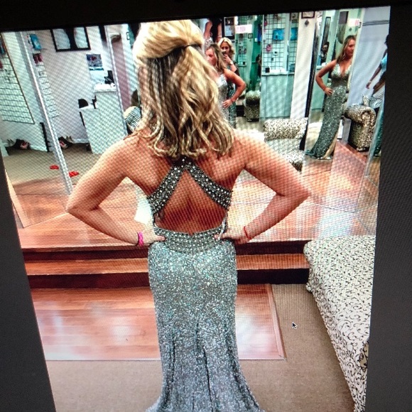 Sherri Hill Prom Dress - Picture 3 of 3